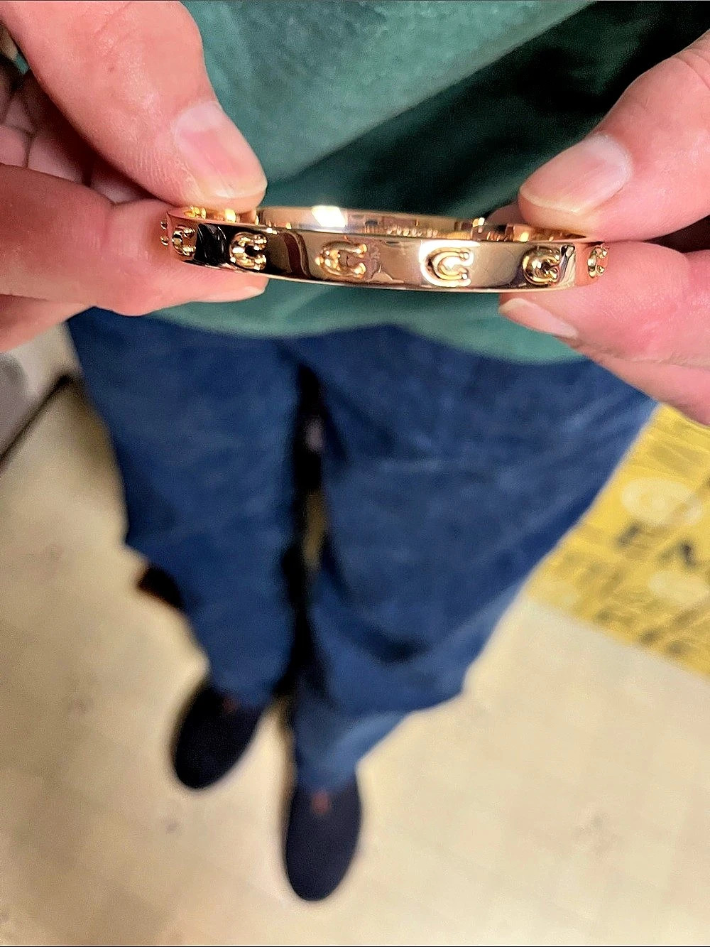 Coach Repeated C Hinged Bangle Gold